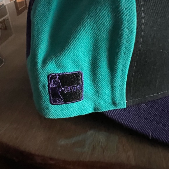 Charlotte hornets hat size 7 1/4 - Picture 2 of 5